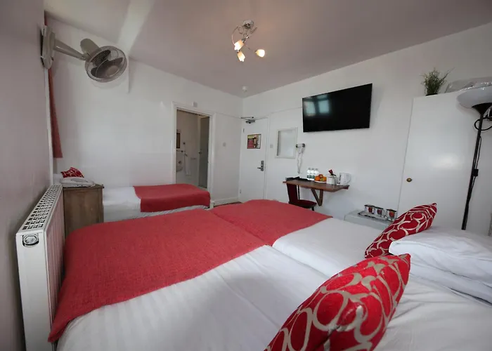 City London Hotel