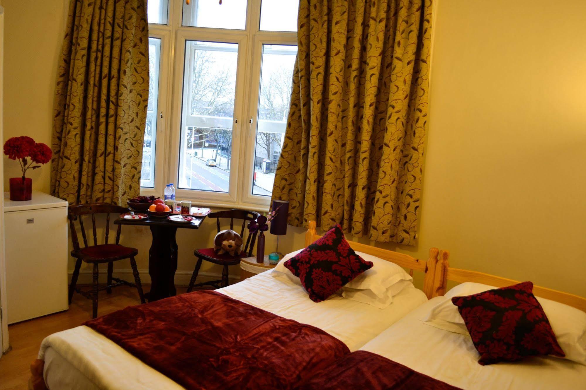 City London Hotel 3* Londra